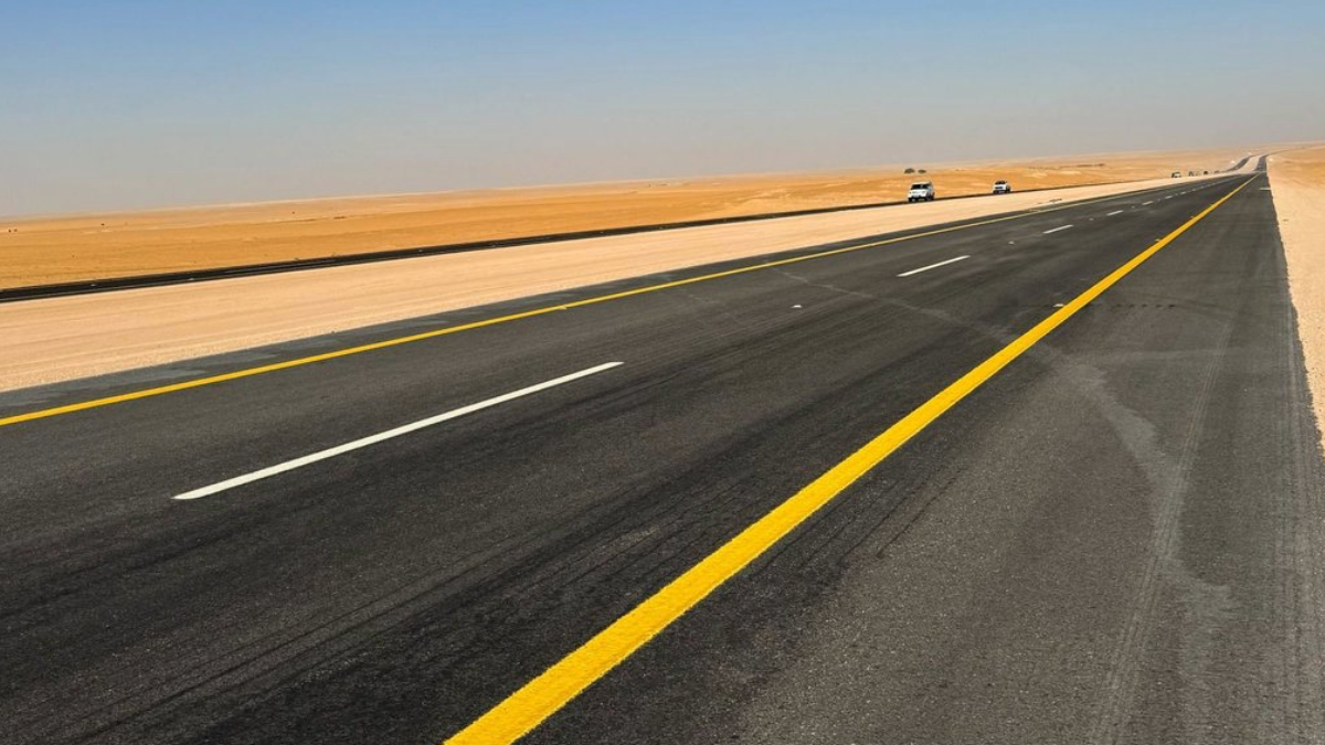 highway 10 saudi arabia longest straight road