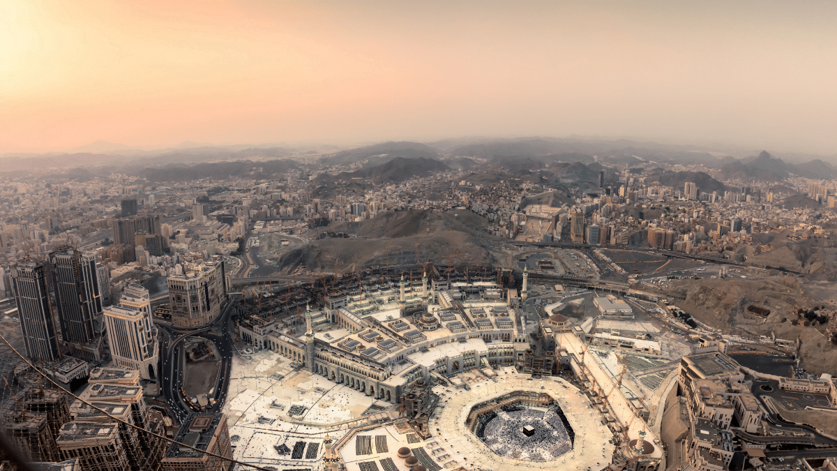 Non-Saudis can now invest in Makkah, Madinah real estate funds