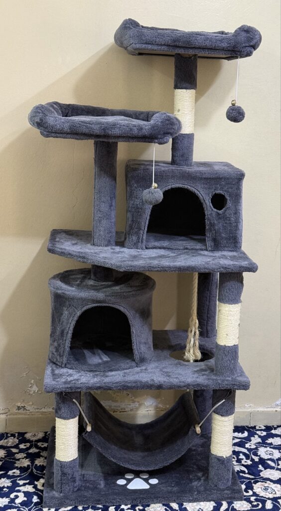 Cat Tree for sale in Thuqba, Alkhobar