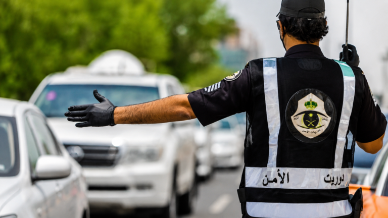 5 Everyday Driving Habits That Could Cost You Thousands of Riyals